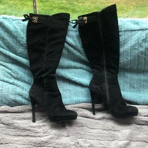 Black boots